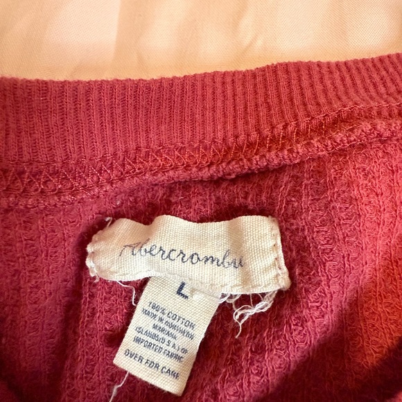 Abercrombie and Fitch Red Long Sleeve Top - Picture 4 of 8